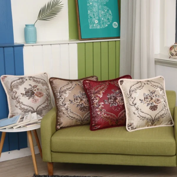 Gối sofa gấm thêu